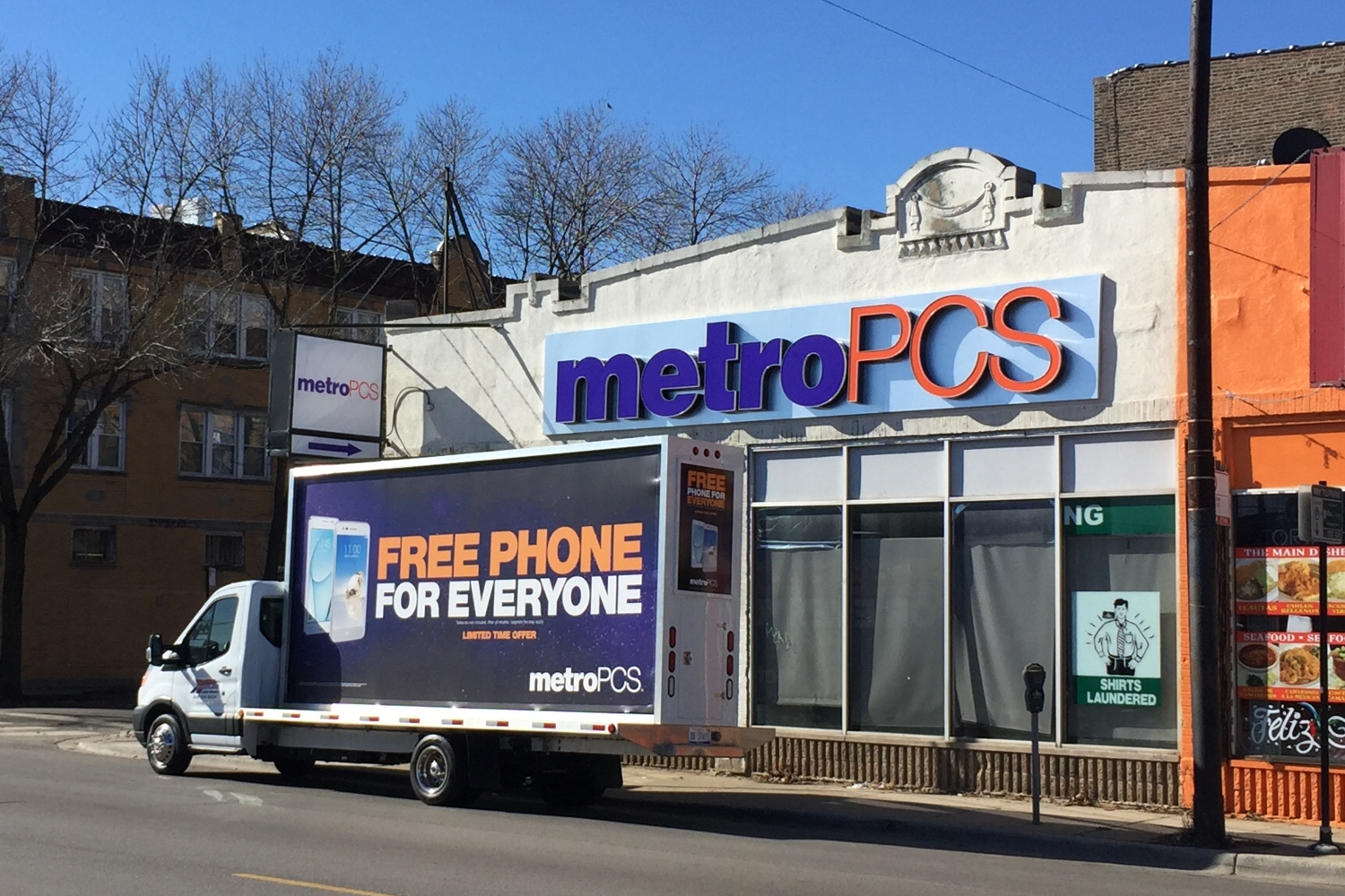 chicago mobile billboard advertising truck